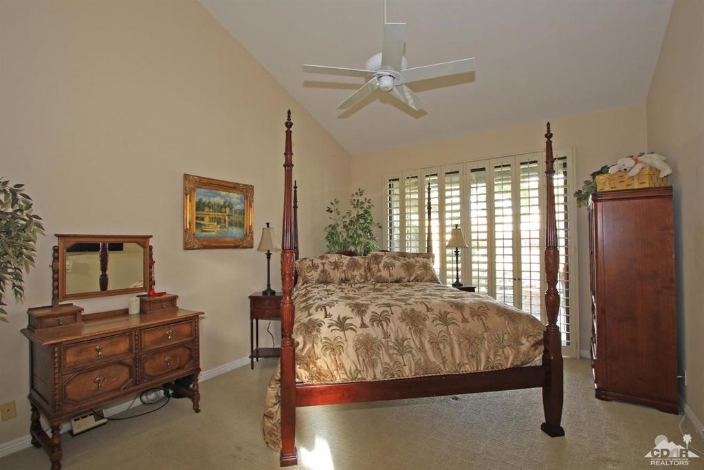 The Lakes Country Cl - Residential Lease