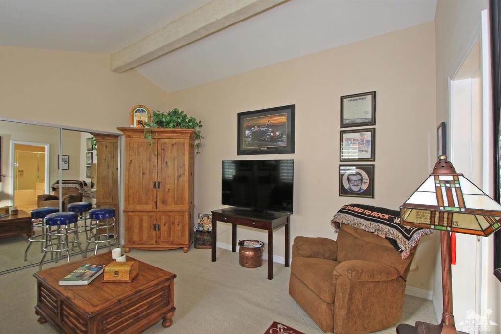 The Lakes Country Cl - Residential Lease