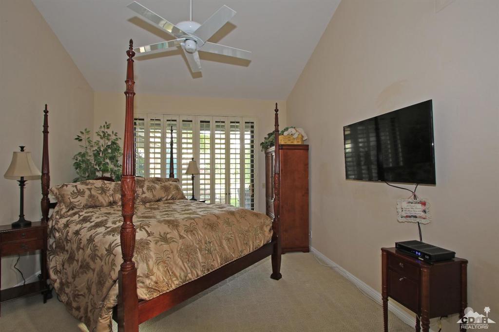 The Lakes Country Cl - Residential Lease