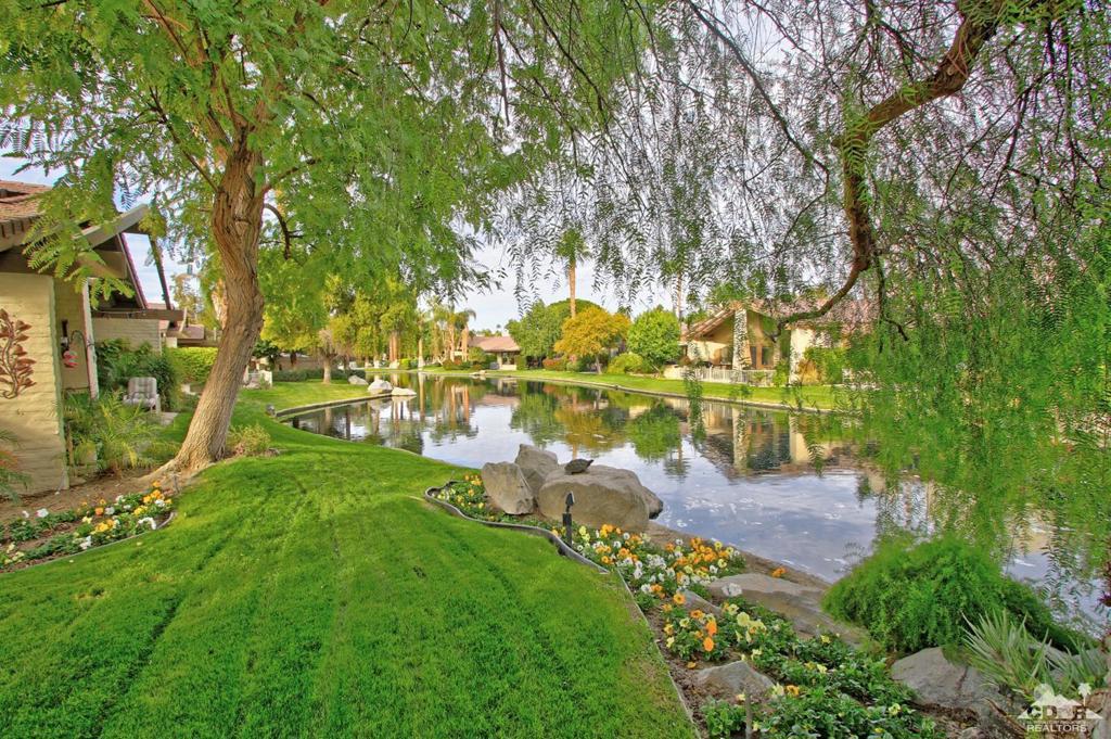 The Lakes Country Cl - Residential Lease