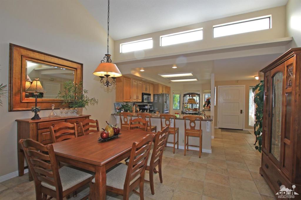 The Lakes Country Cl - Residential Lease