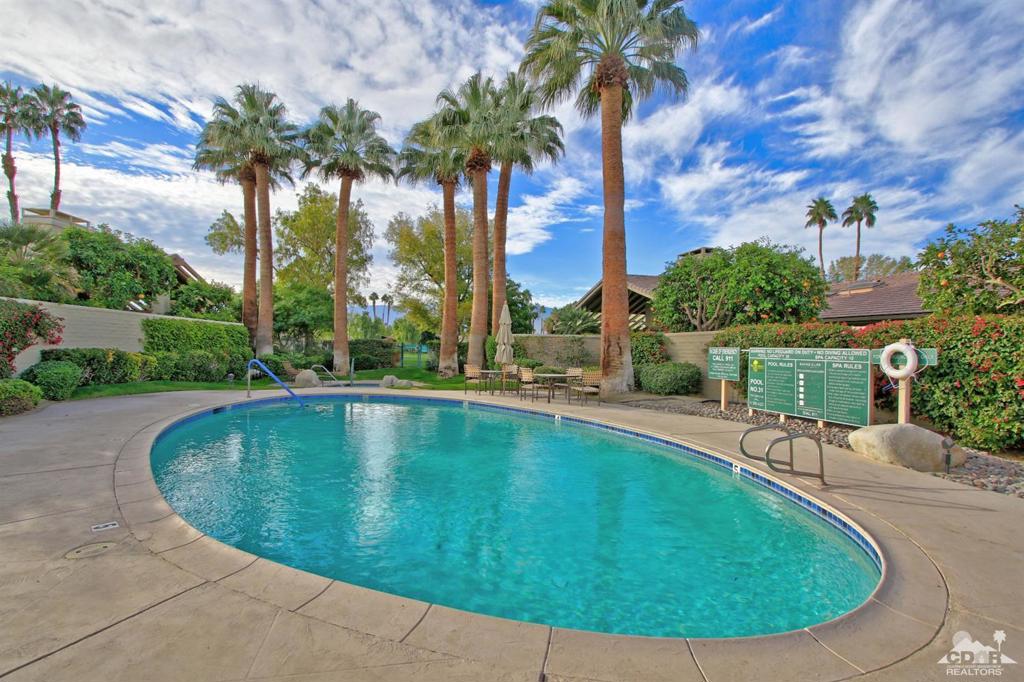 The Lakes Country Cl - Residential Lease