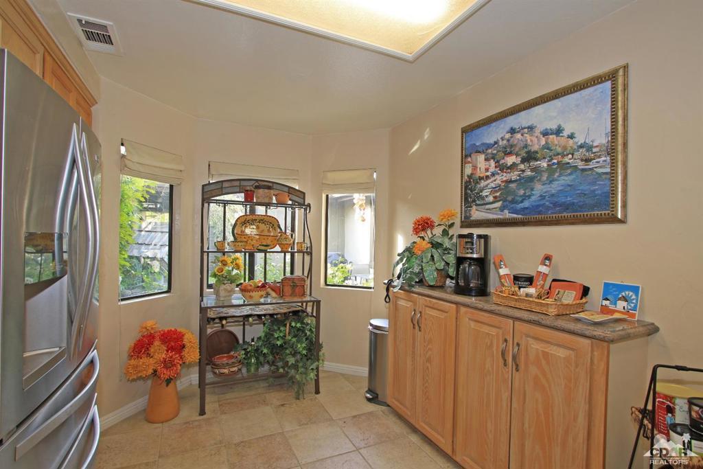 The Lakes Country Cl - Residential Lease