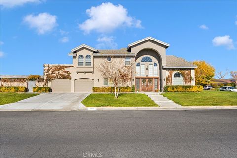 Photo of 18570 Niagara Dr, Victorville, CA 92395 (MLS # HD25277258)