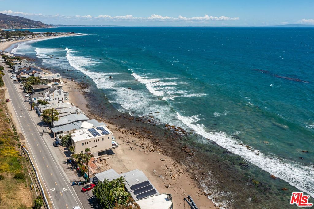 Photo of 24236 Malibu Road, Malibu, CA 90265 (MLS # 26727679)