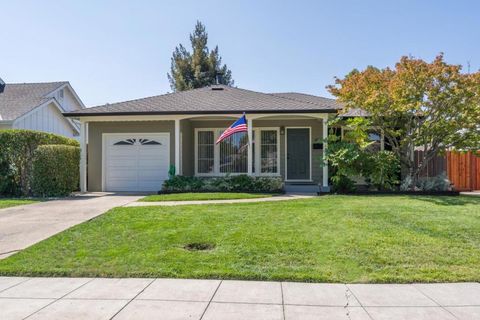 Photo of 1638 Anamor Street, Redwood City, CA 94061 (MLS # ML82033231)