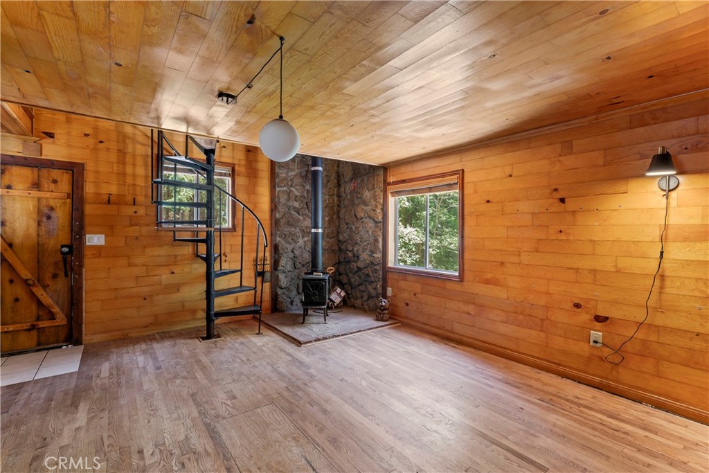 Twin Peaks (TWIN) - Residential