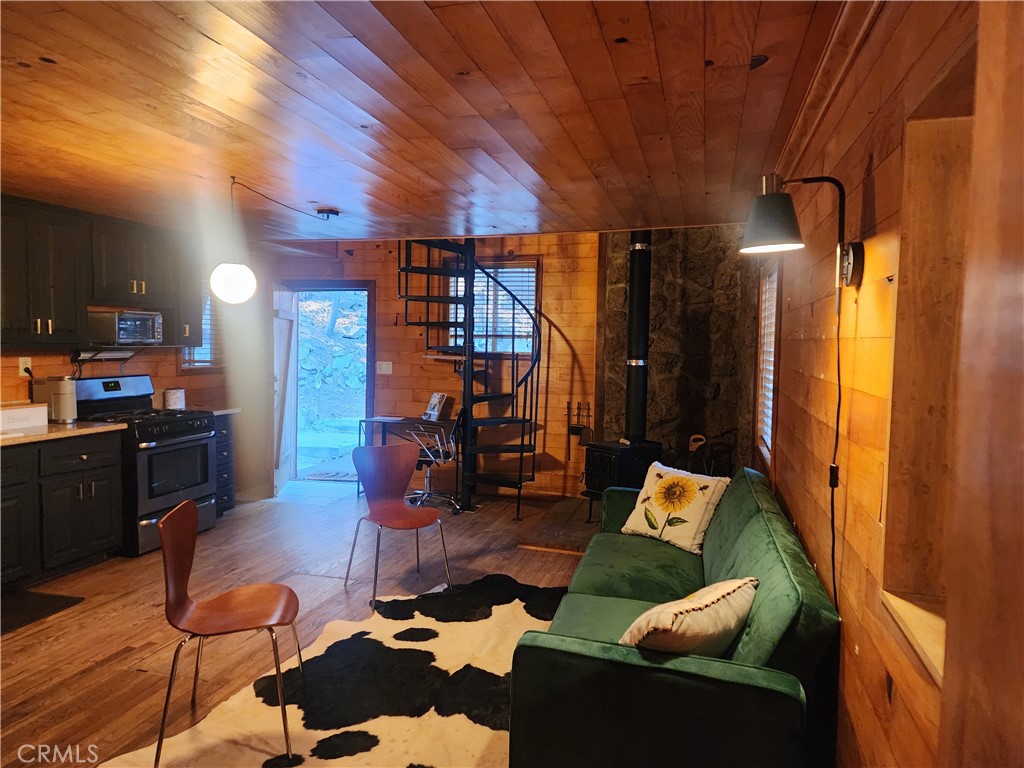 Twin Peaks (TWIN) - Residential