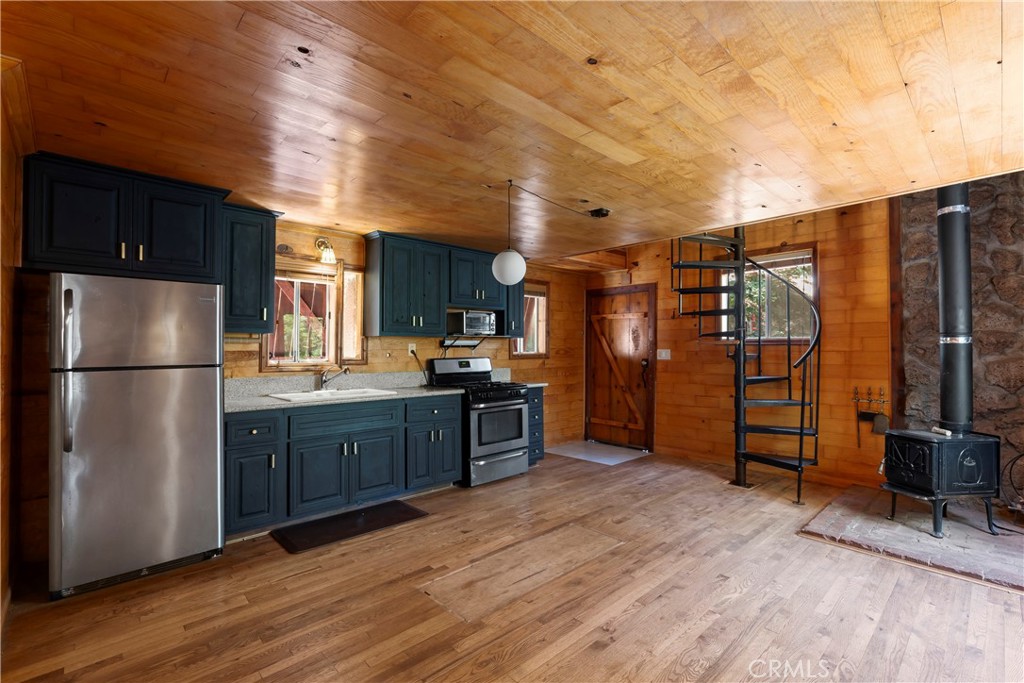 Twin Peaks (TWIN) - Residential