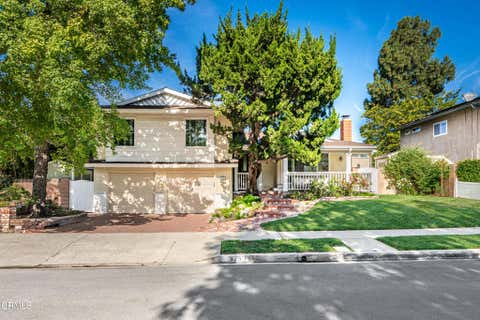 Photo of 875 Longford Avenue, Thousand Oaks, CA 91320 (MLS # P1-28544)