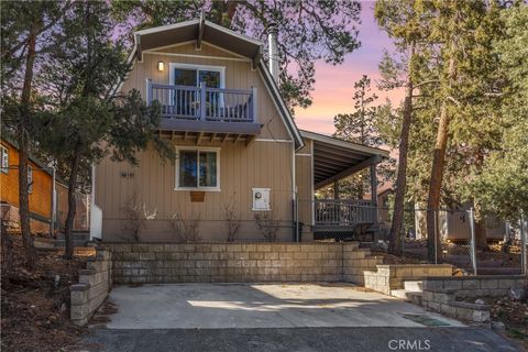 Photo of 188 Imperial Ave, Sugarloaf, CA 92386 (MLS # IG26010383)