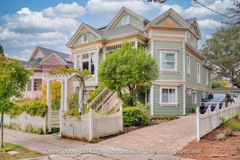 Photo of 2141 Ward St St, Berkeley, CA 94705 (MLS # 41122508)