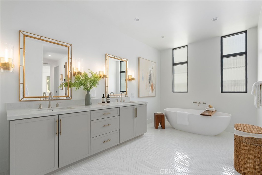 Parkhouse Residences - Residential