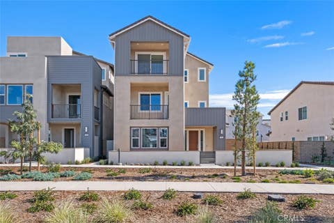 Photo of 125 Seep, Irvine, CA 92618 (MLS # PW26159441)