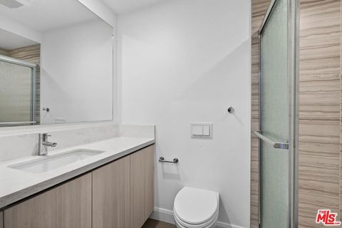 Tiny photo for 1249 N Formosa Avenue, West Hollywood, CA 90046 (MLS # 26660453)