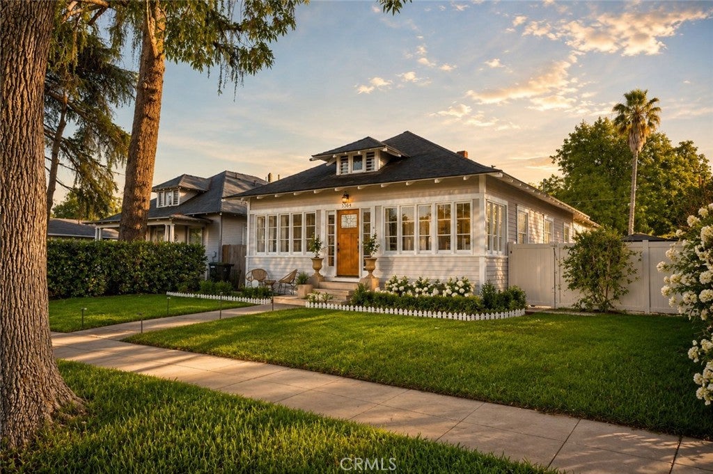 3364 Cedar