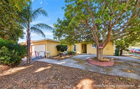 Photo of 14901 Oswald Street, Sylmar, CA 91342 (MLS # DW26223382)