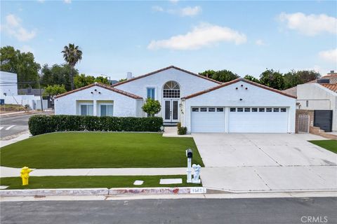 Photo of 18259 Minnehaha Street St, Porter Ranch, CA 91326 (MLS # SR26112687)