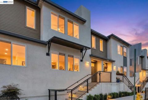 Photo of 29823 29823 Mission Blvd Blvd, Hayward, CA 94544 (MLS # 41126668)