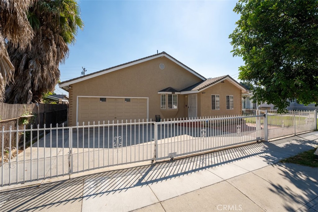Exceptional Investment Opportunity in Long Beach – 2330 W Lincoln Street! Welcome to 2330 W Lincoln Street, a spacious single-level residence set on a generous 6,000 sqft lot in Long Beach. This 3-bedroom, 2-bathroom home offers the perfect canvas to bring your vision to life—whether you’re looking to renovate, expand, or rent. With seamless access to the 405, 47 and 710 freeways , the location provides unmatched convenience for commuting throughout Southern California. The property includes a 2-car garage and a versatile layout that’s ideal for families, first-time buyers, or investors seeking strong long-term returns. Adding to its appeal, the large lot offers the opportunity to build an ADU Unit —perfect for generating additional income, creating a private guest space, or enhancing property value. Positioned in a thriving real estate market, this Long Beach gem is an exceptional opportunity for homeowners and investors alike, offering limitless potential and outstanding value. Don’t miss your chance to secure a prime piece of California real estate where your investment can truly flourish.
