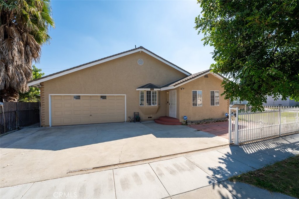 2330 W Lincoln Street