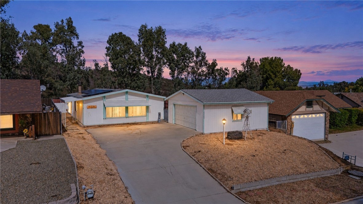 33275 Mill Pond