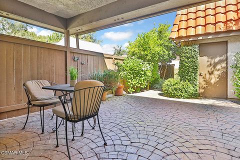 Photo of 2846 Lakeridge Lane, Westlake Village, CA 91361 (MLS # 226001597)