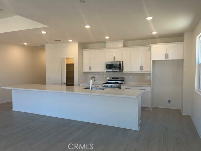 13845 Mesa View Drive