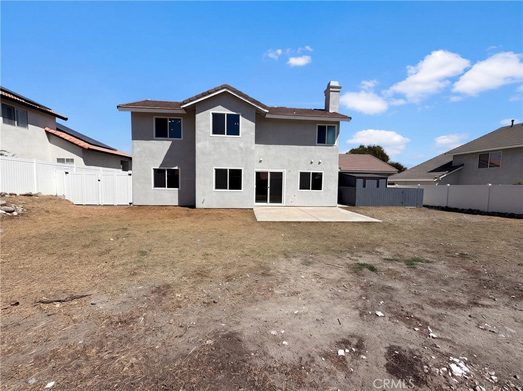 2371 W Via Bello