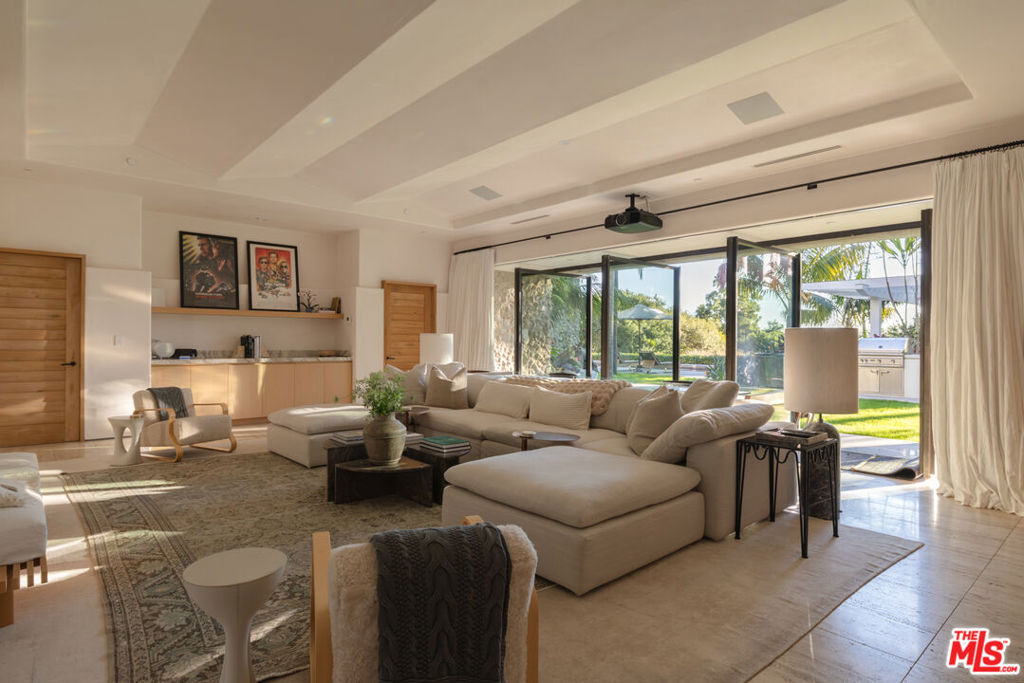 Hope Ranch - Residential