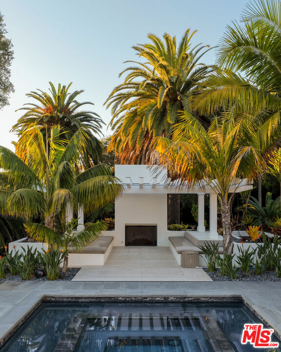 Hope Ranch - Residential