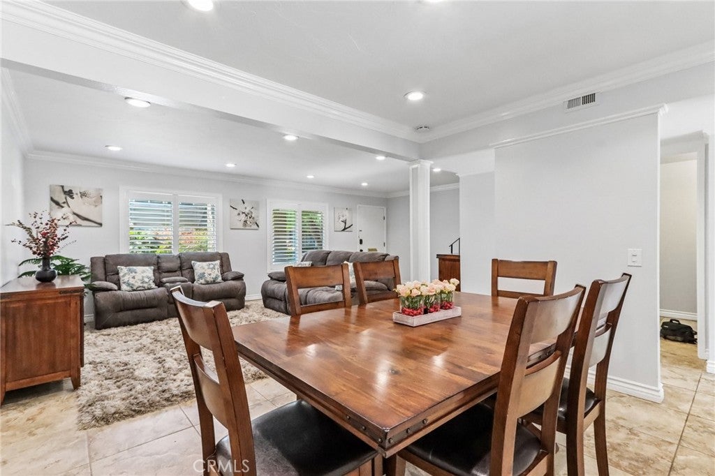 10424 Echo River Court, Fountain Valley CA 92708 - Photo 12