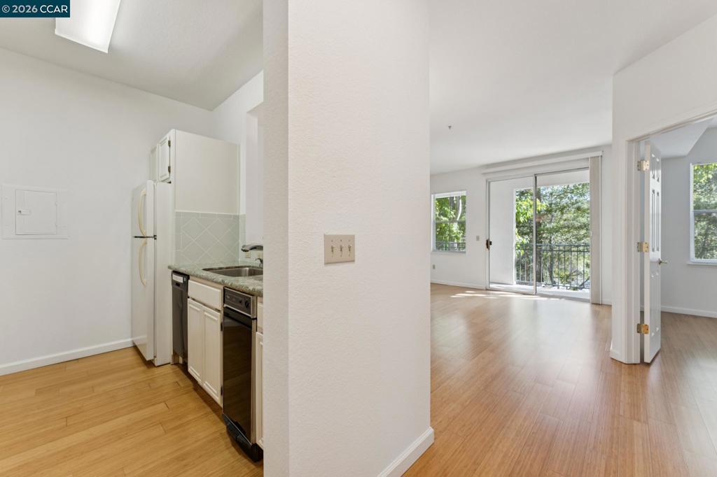 1860 Tice Creek 1214