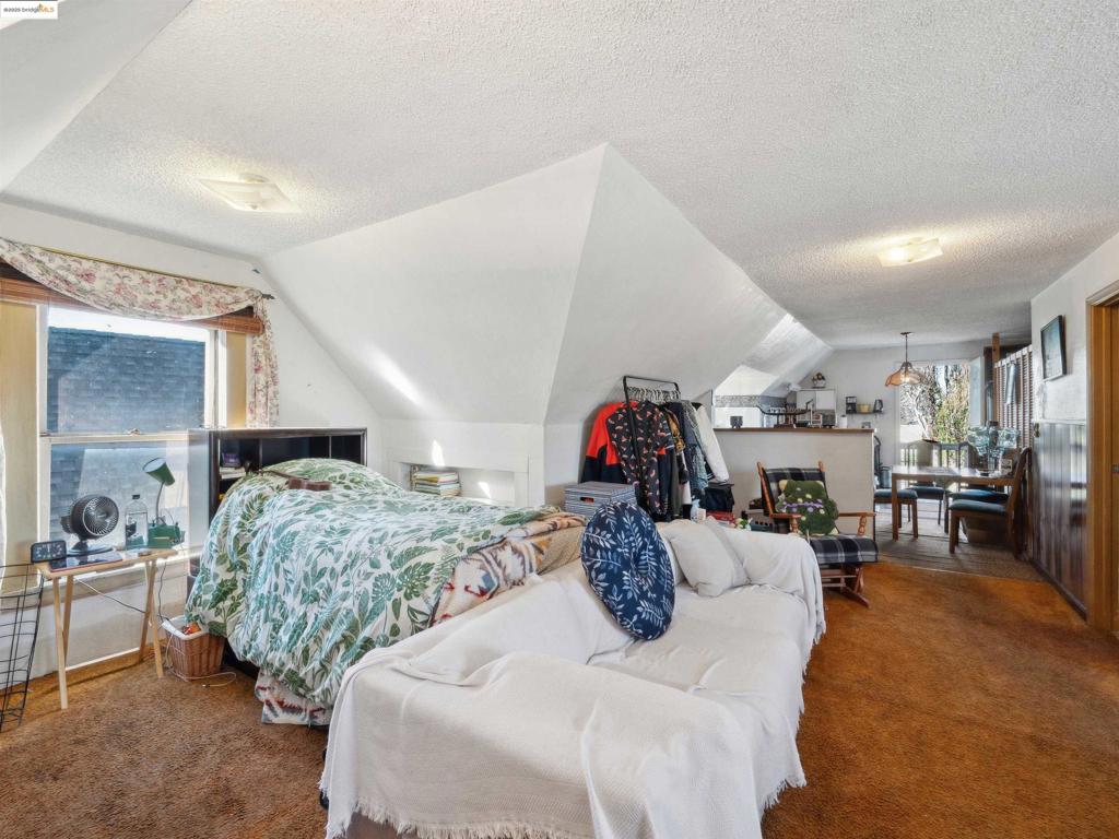 WEST END - Residential Income