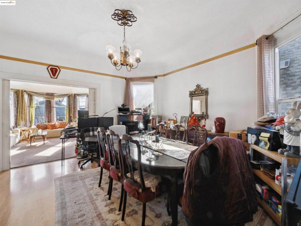 WEST END - Residential Income