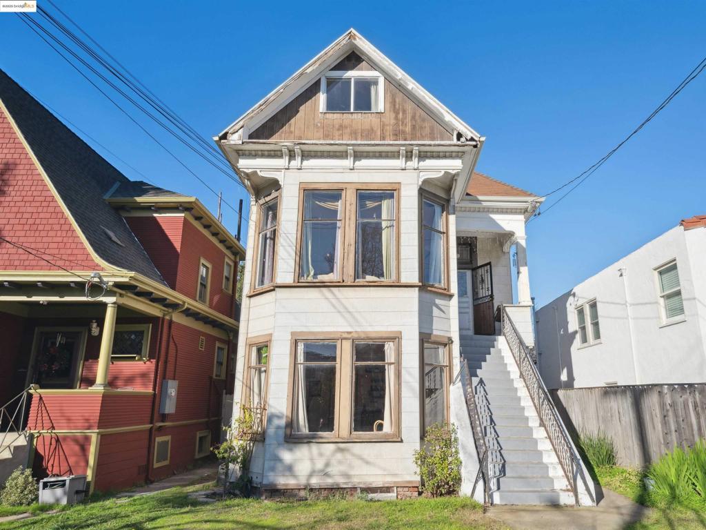 WEST END - Residential Income