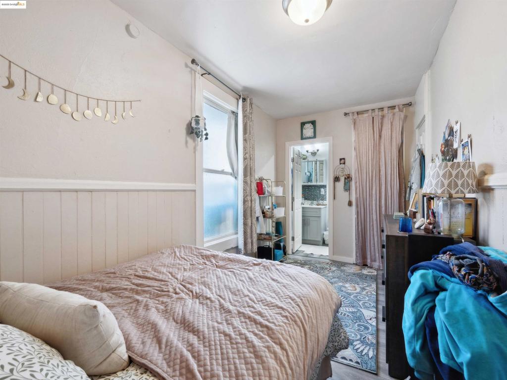 WEST END - Residential Income