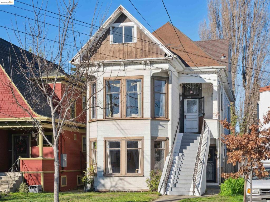 WEST END - Residential Income