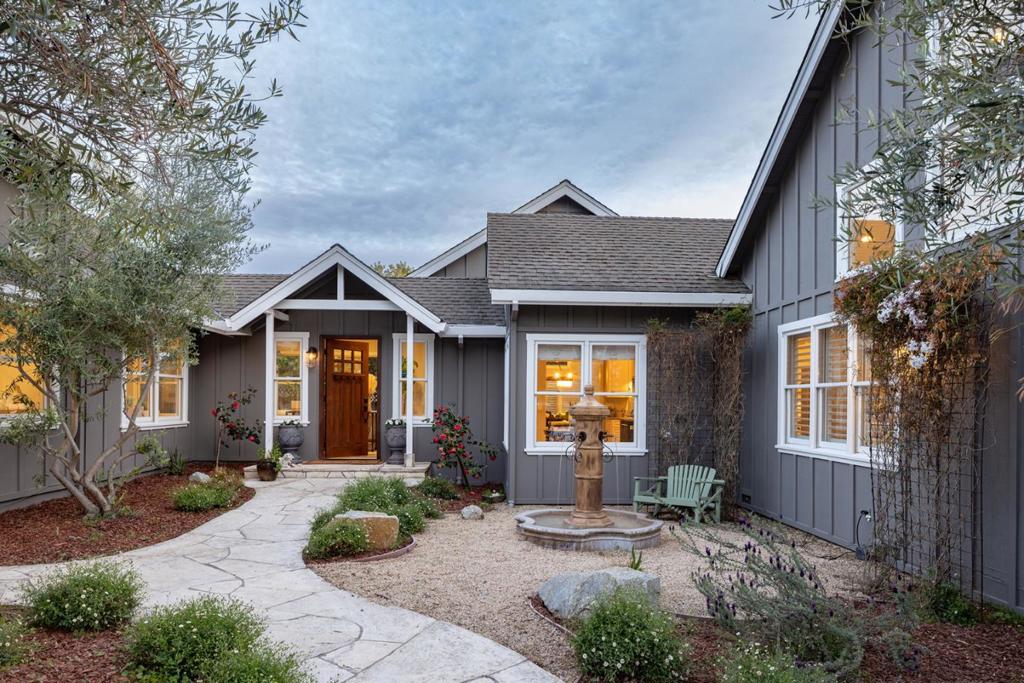 929 W Carmel Valley Road