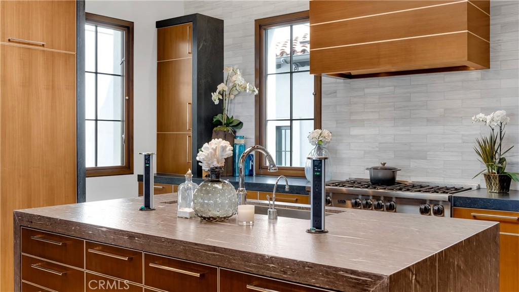 Covenant Hills Custom Homes (COVC) - Residential