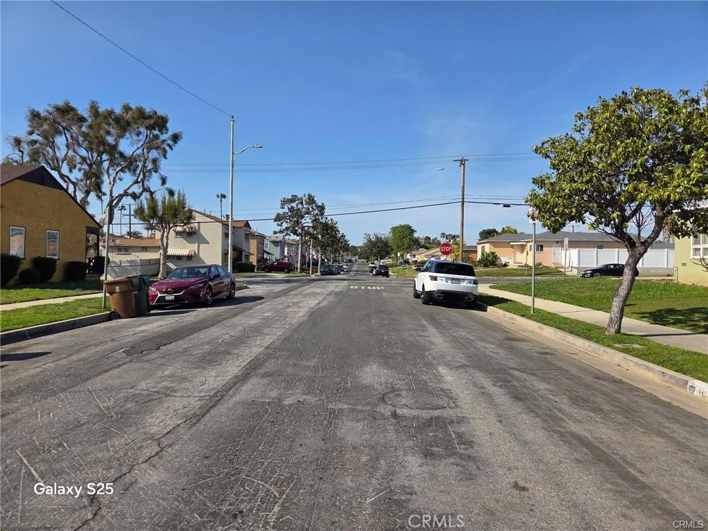 10404 S Gramercy Place
