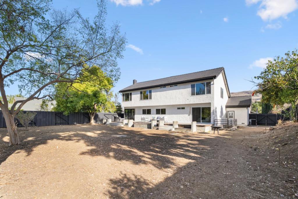 1171 Utopia Place