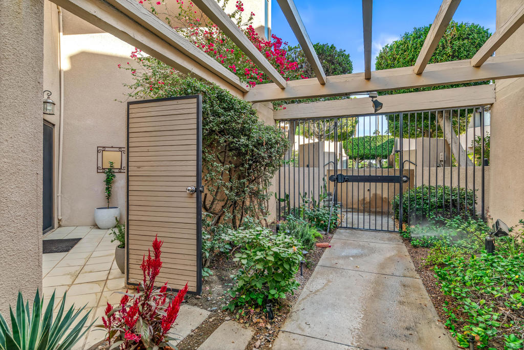 Village Racquet Club - Residential