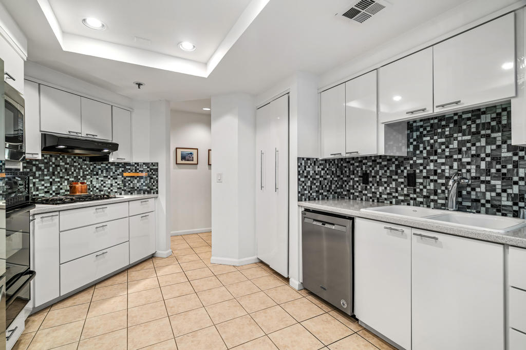 Village Racquet Club - Residential