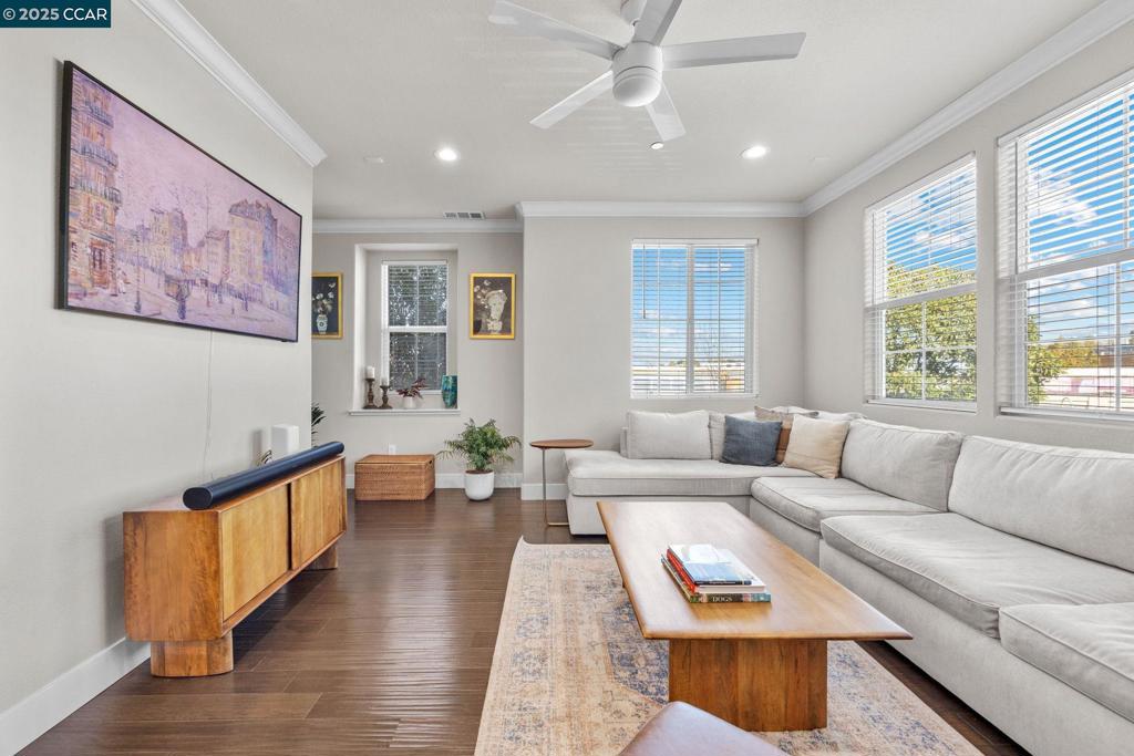 MARINA BAY - Residential