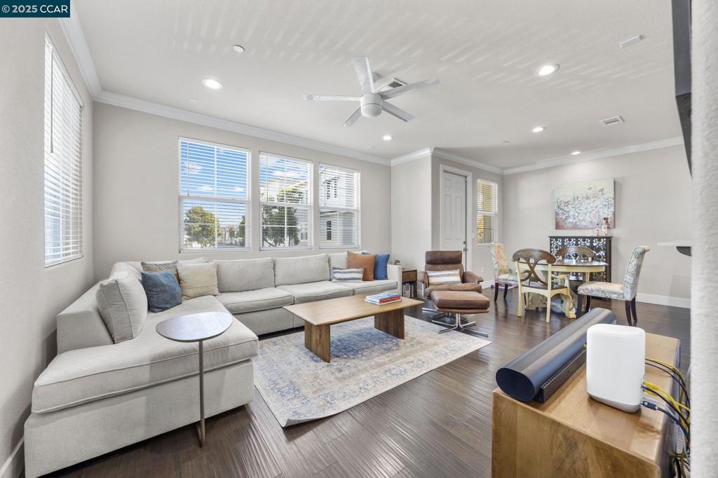 MARINA BAY - Residential