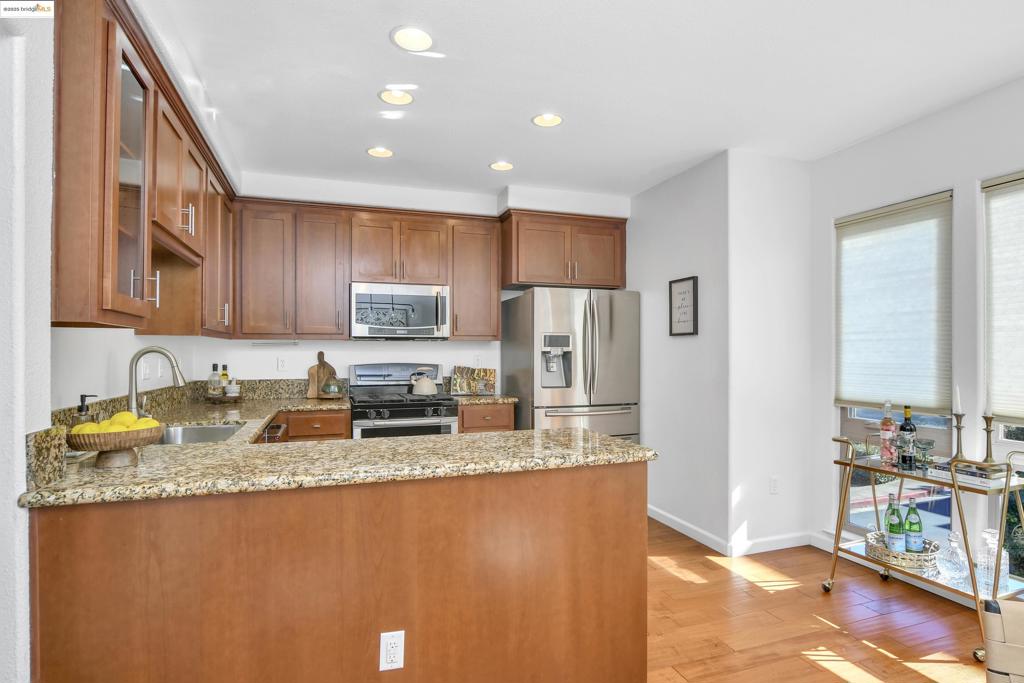 PRINGLE RANCH - Residential