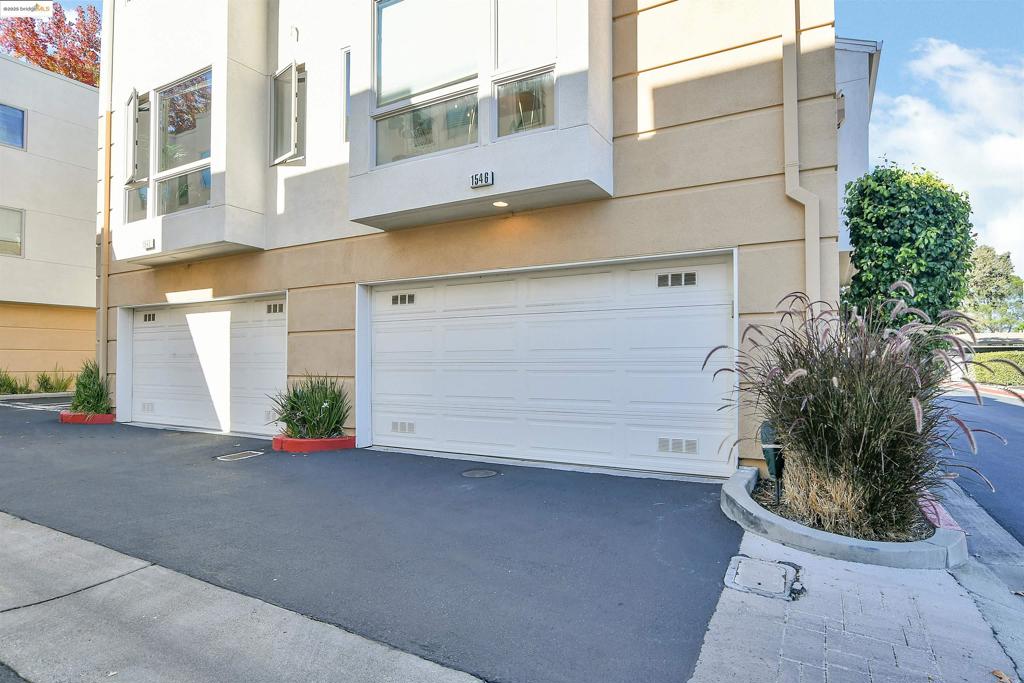 PRINGLE RANCH - Residential