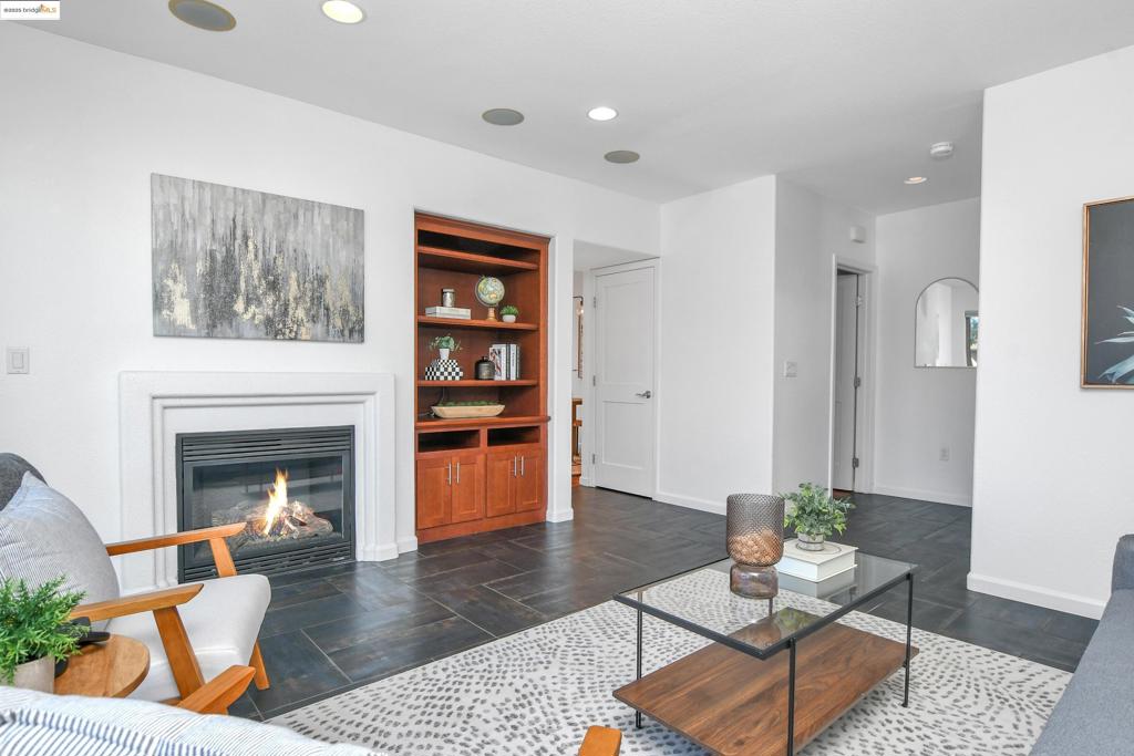 PRINGLE RANCH - Residential