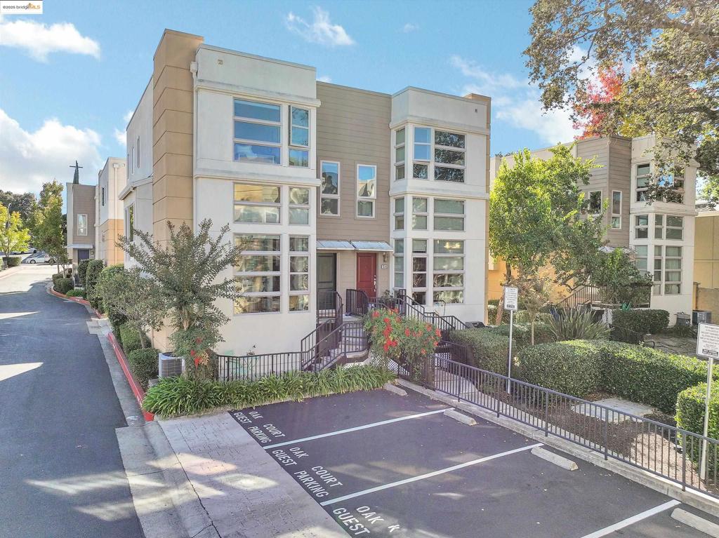 PRINGLE RANCH - Residential